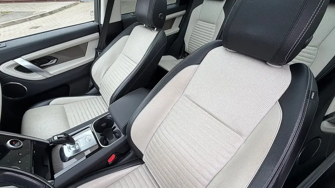 Land Rover Discovery - Thumbnail 6