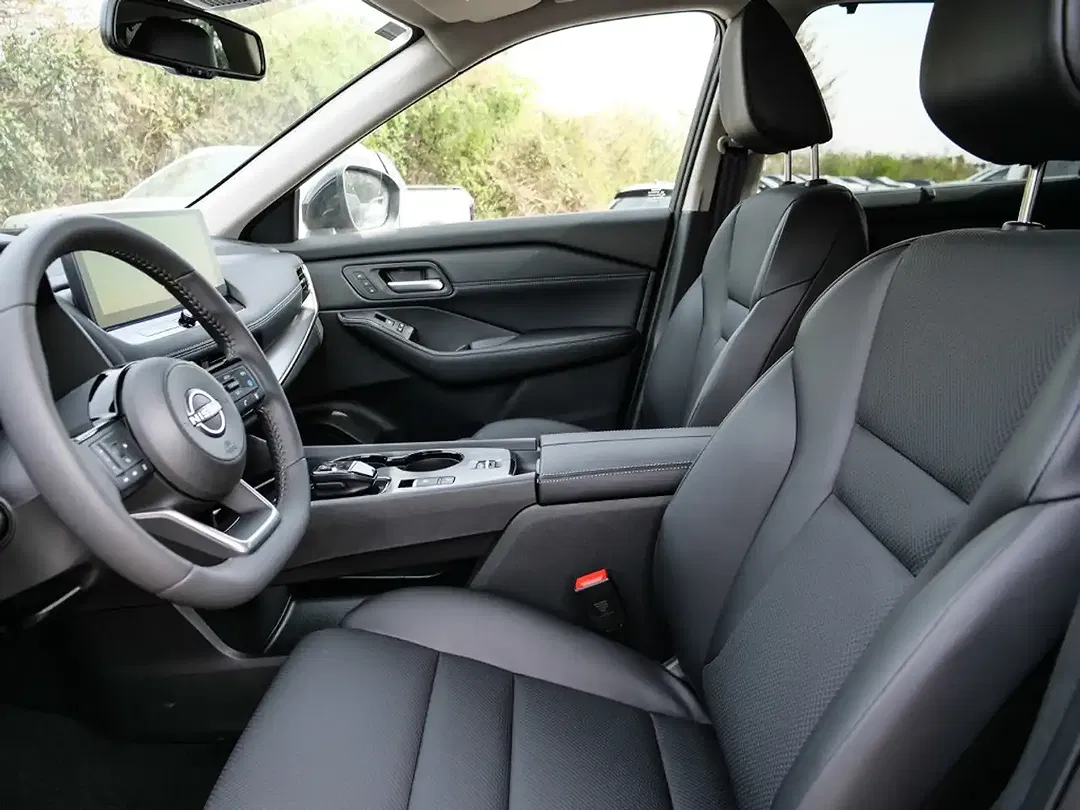 Nissan X-Trail - Thumbnail 6