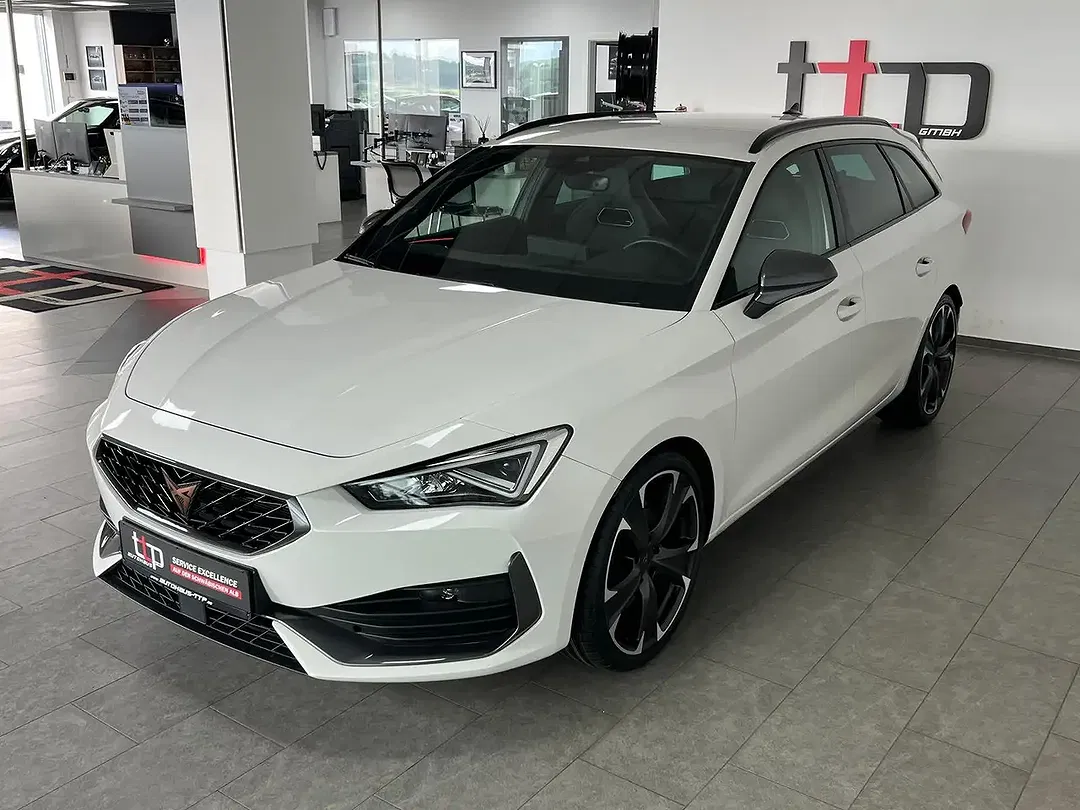 CUPRA Leon - Thumbnail 2
