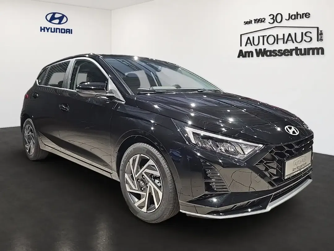 Hyundai i20 - Thumbnail 2