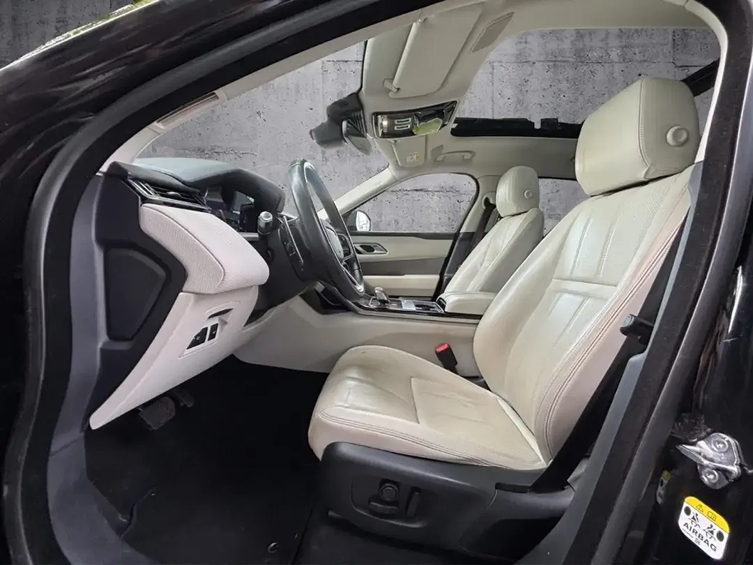 Land Rover Range Rover Velar - Thumbnail 11