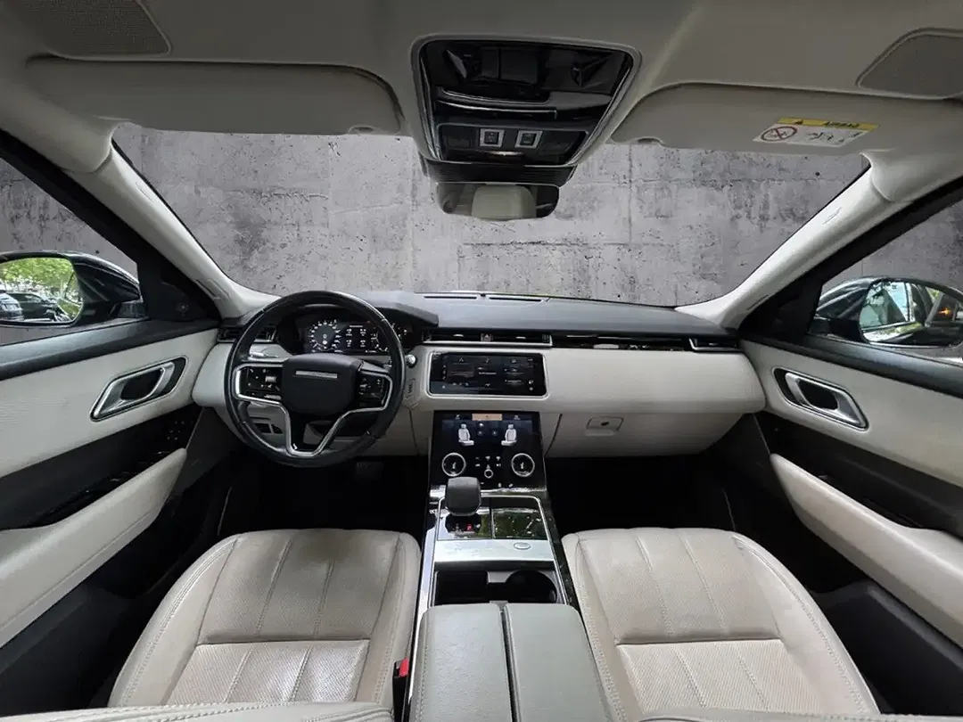 Land Rover Range Rover Velar - Thumbnail 4
