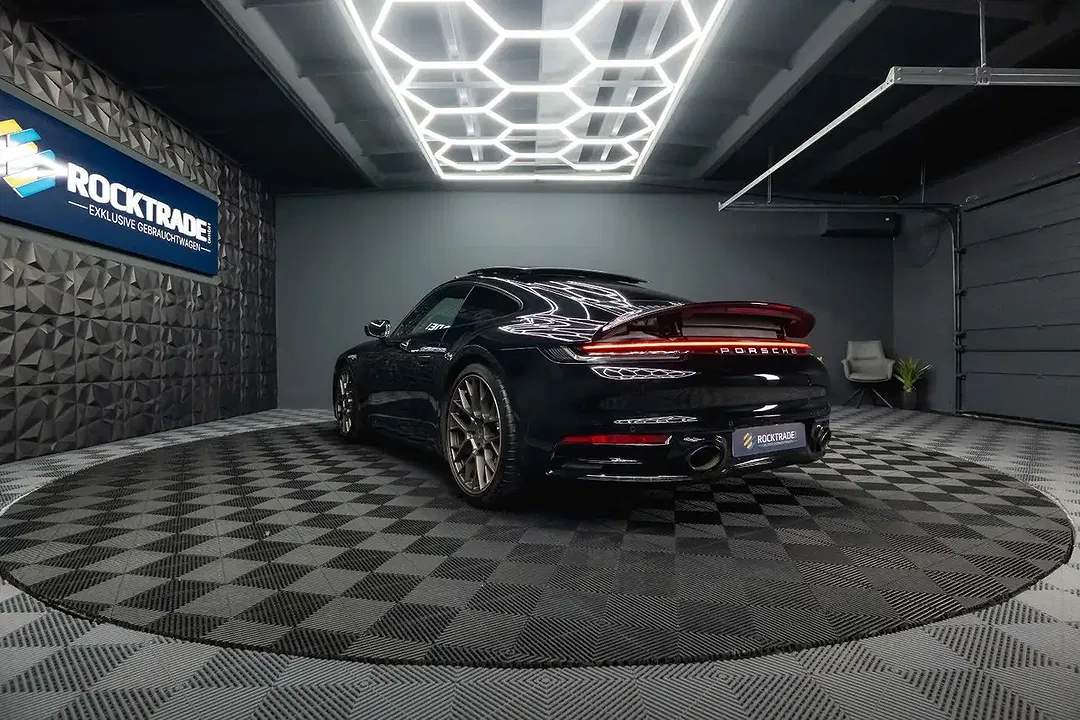 Porsche 992 - Thumbnail 14