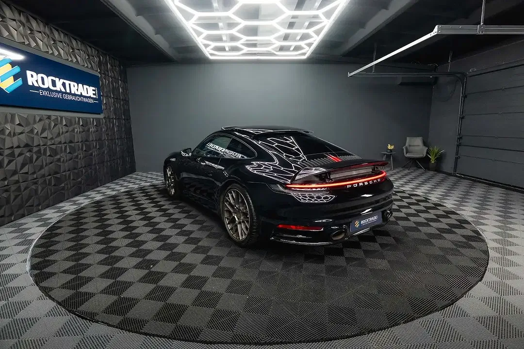 Porsche 992 - Thumbnail 15