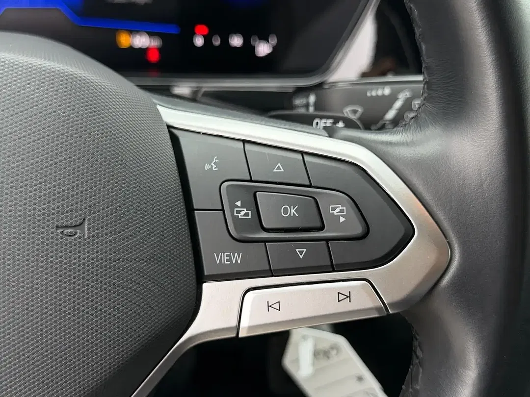 Volkswagen T-Cross - Thumbnail 10