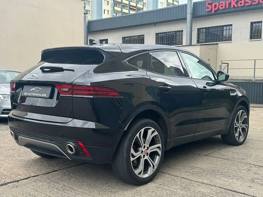 Jaguar E-Pace - Thumbnail 7