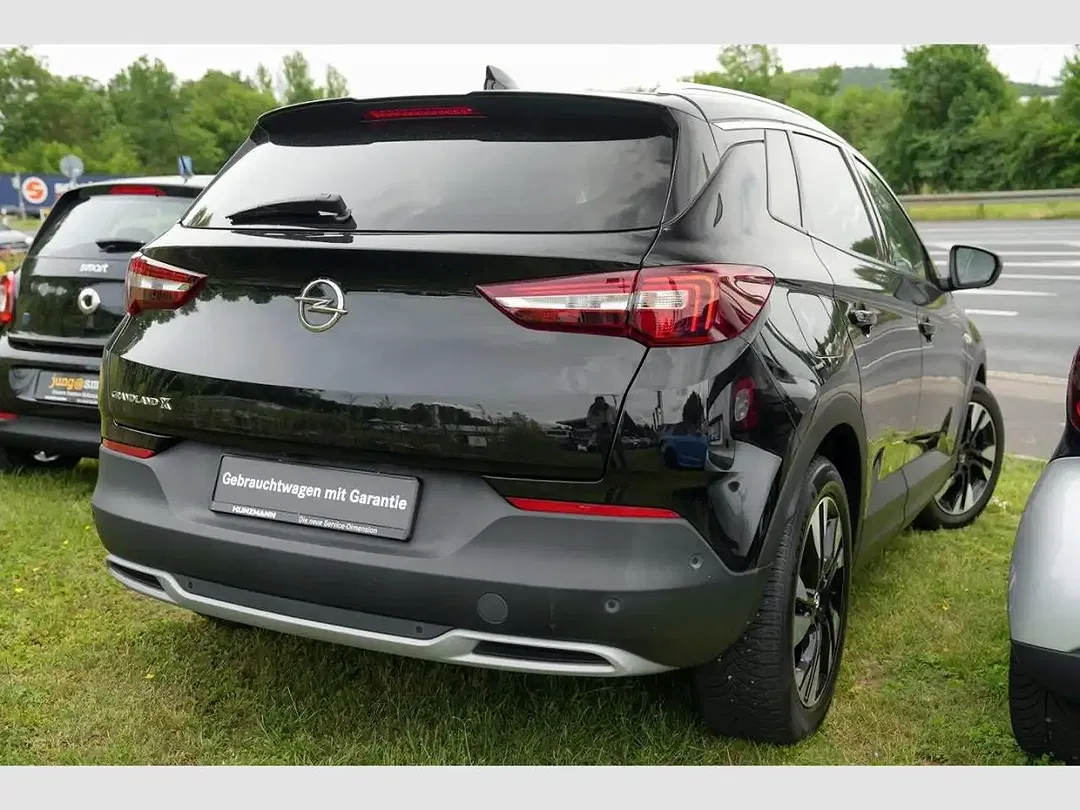 Opel Grandland X - Thumbnail 3