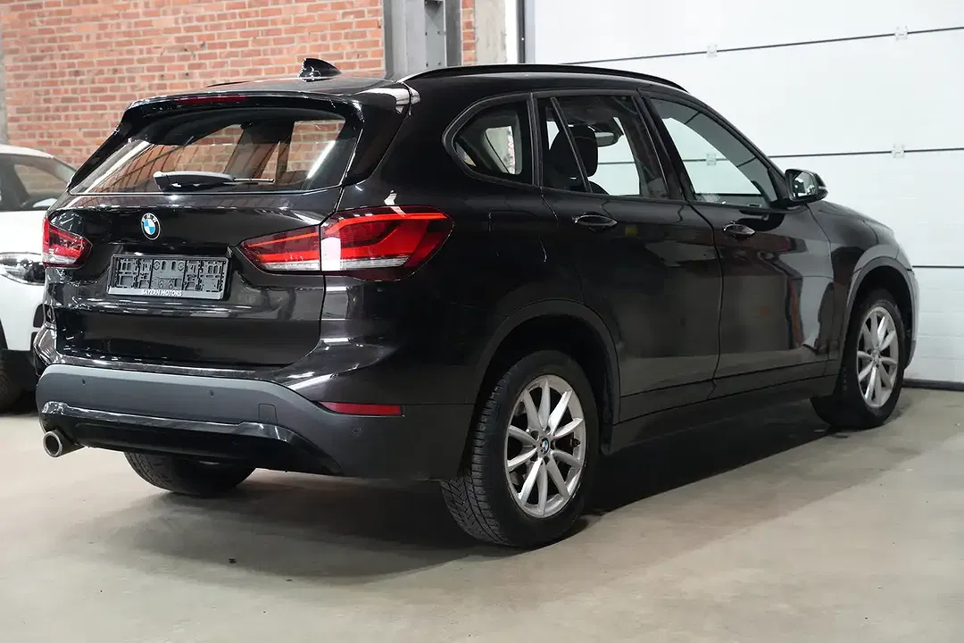 BMW X1 - Thumbnail 2