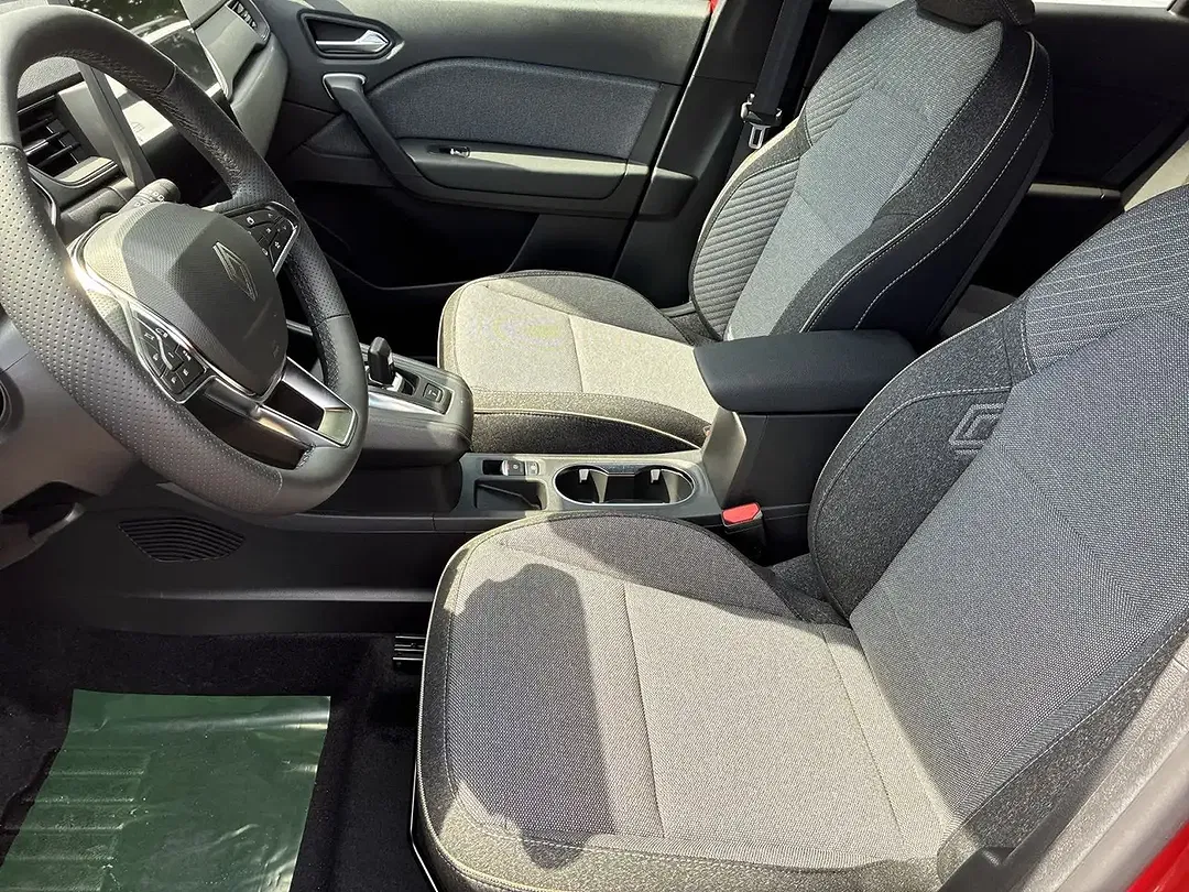 Renault Captur - Thumbnail 12
