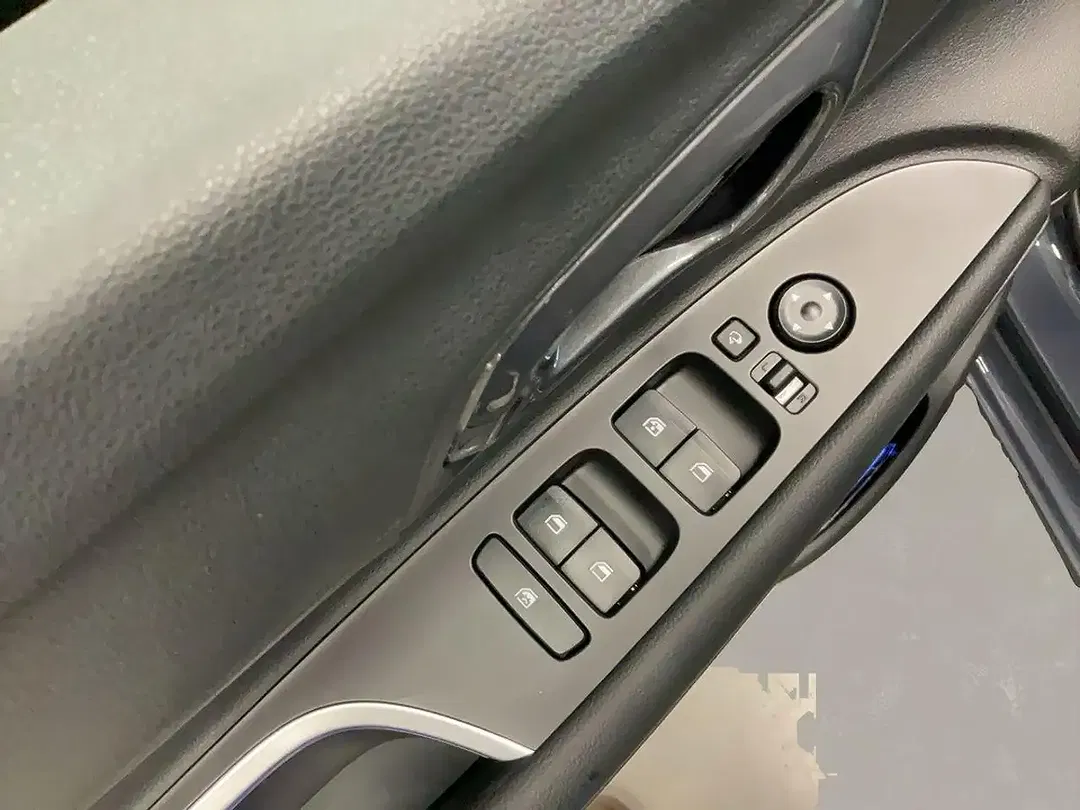 Hyundai i20 - Thumbnail 12