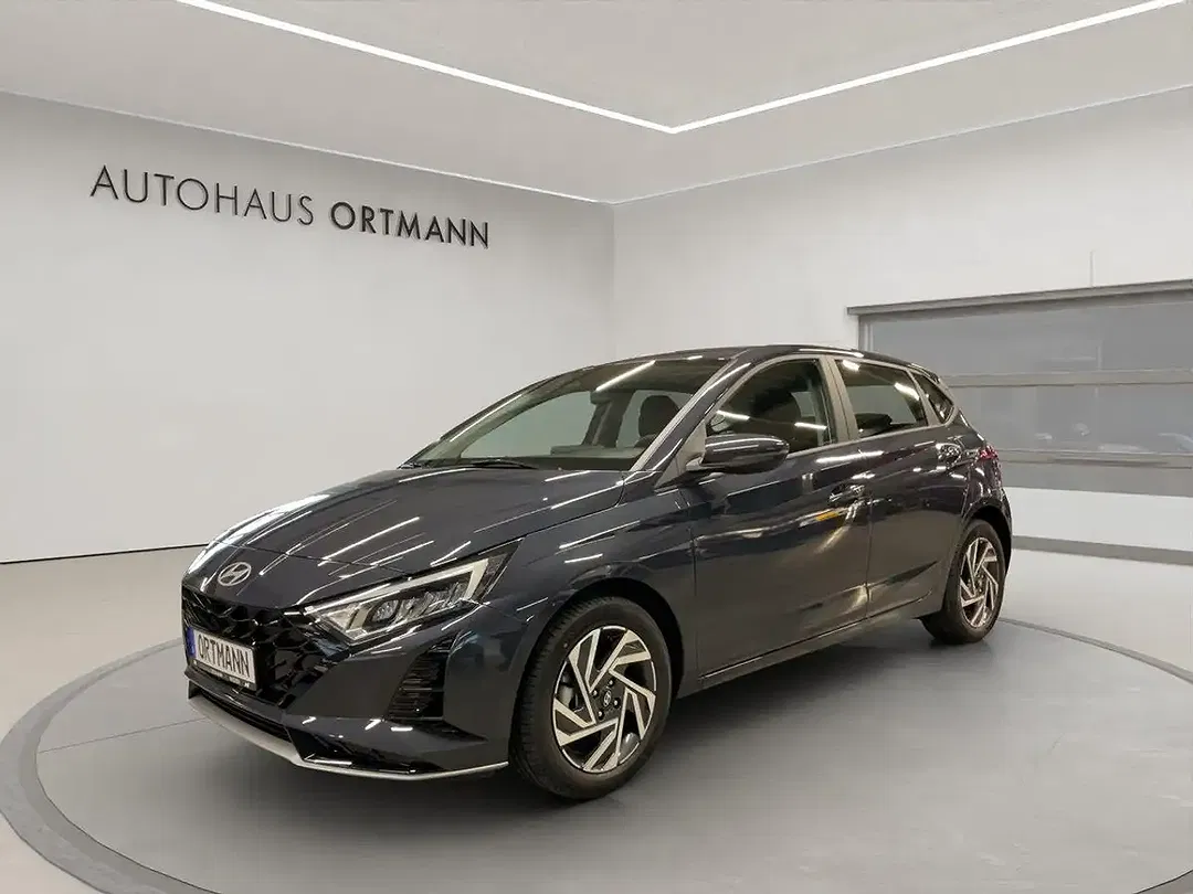 Hyundai i20 - Thumbnail 3