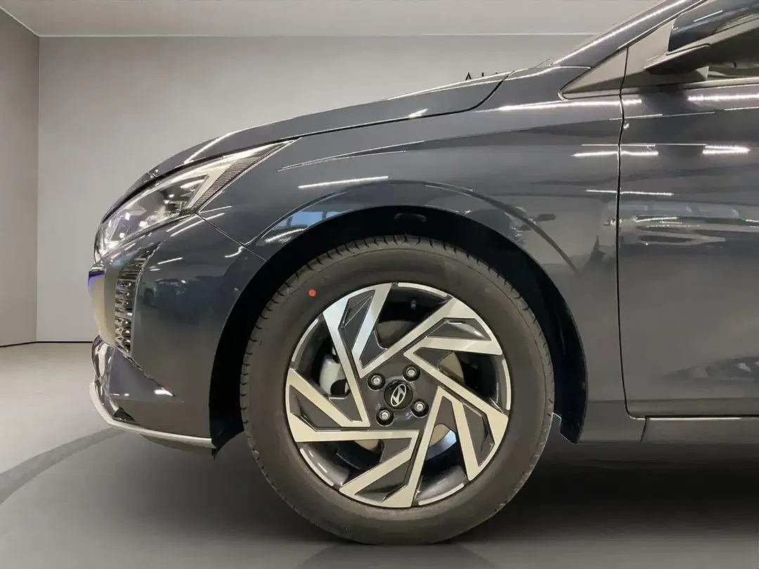 Hyundai i20 - Thumbnail 9