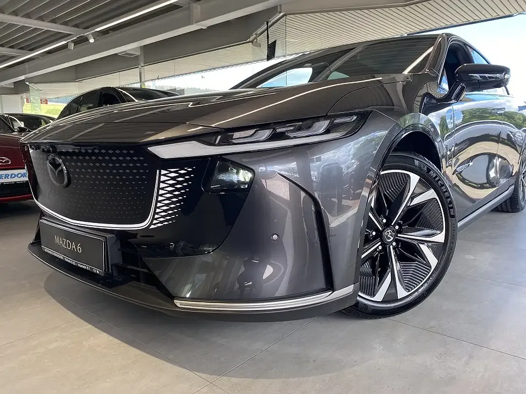 Mazda 6e - Thumbnail 4