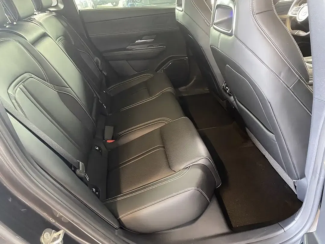 Mazda 6e - Thumbnail 6