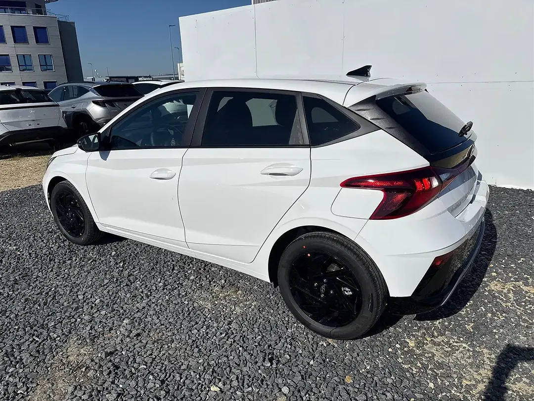 Hyundai i20 - Thumbnail 4