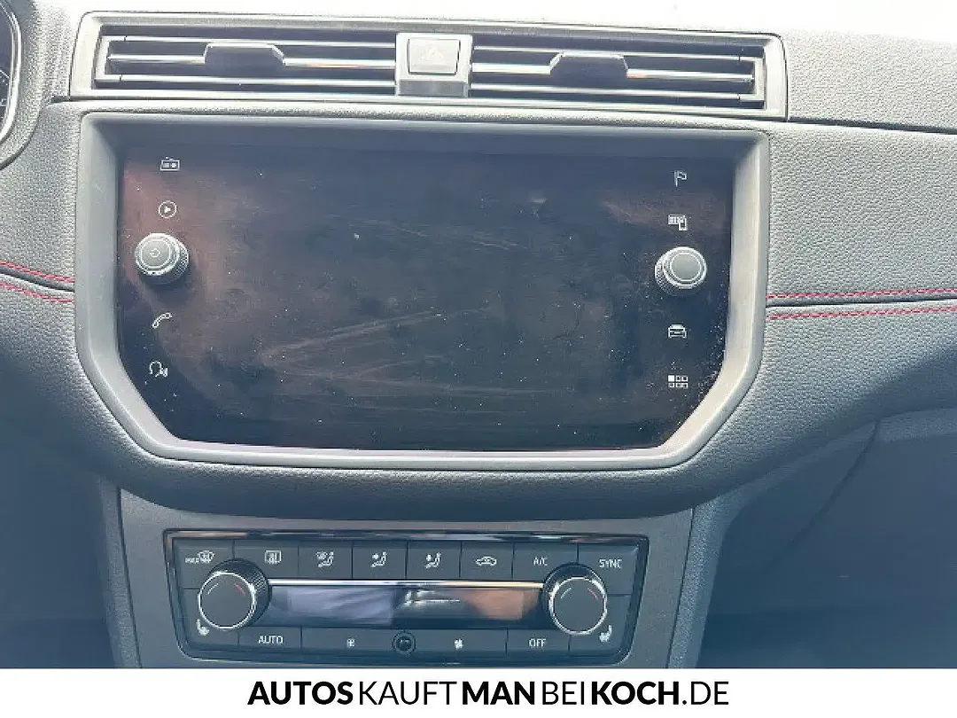 SEAT Arona - Thumbnail 11