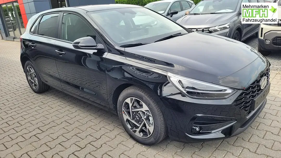 Hyundai i30 - Thumbnail 3