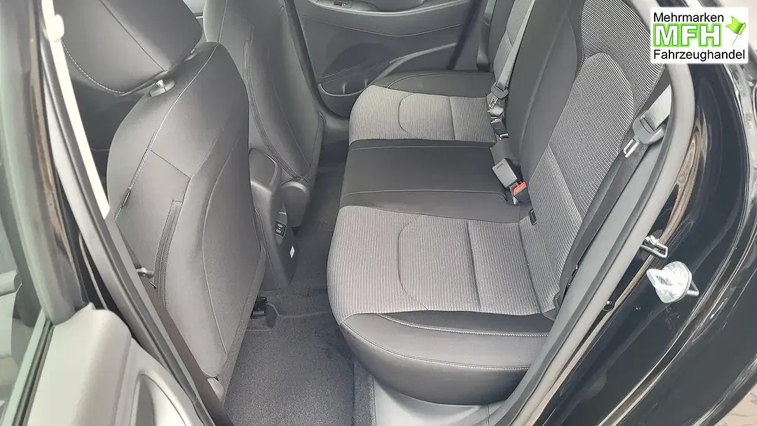 Hyundai i30 - Thumbnail 8