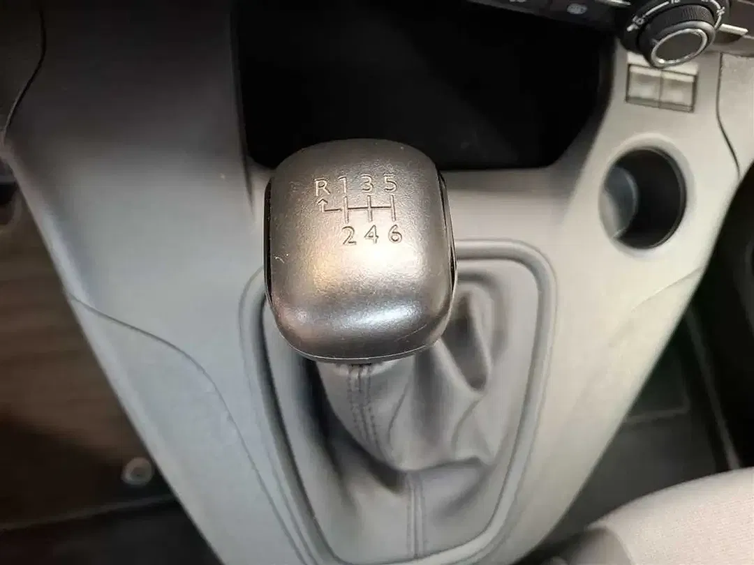 Opel Combo - Thumbnail 15