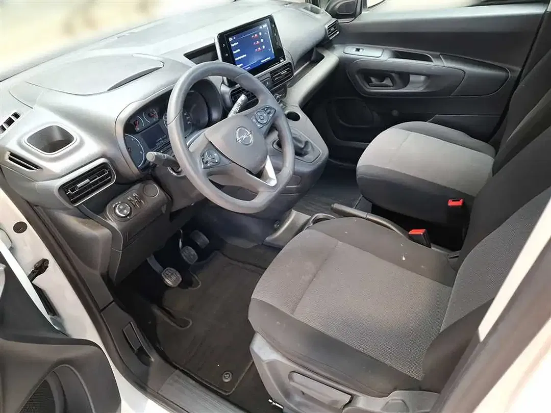 Opel Combo - Thumbnail 8