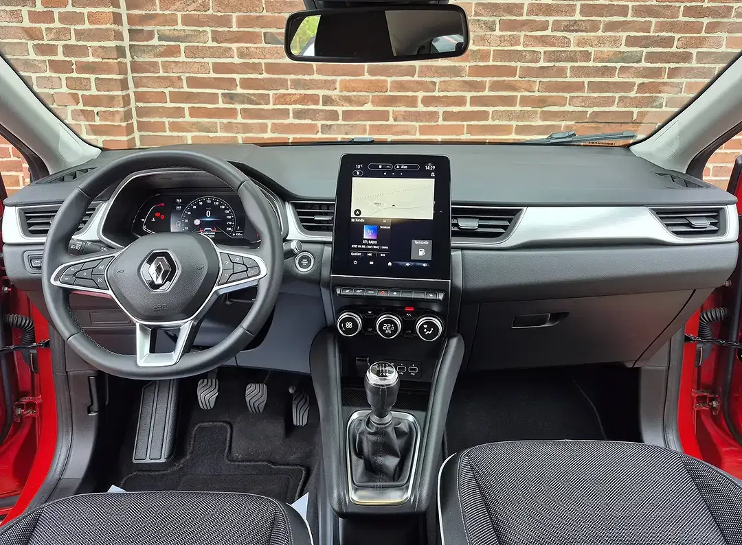 Renault Captur - Thumbnail 12