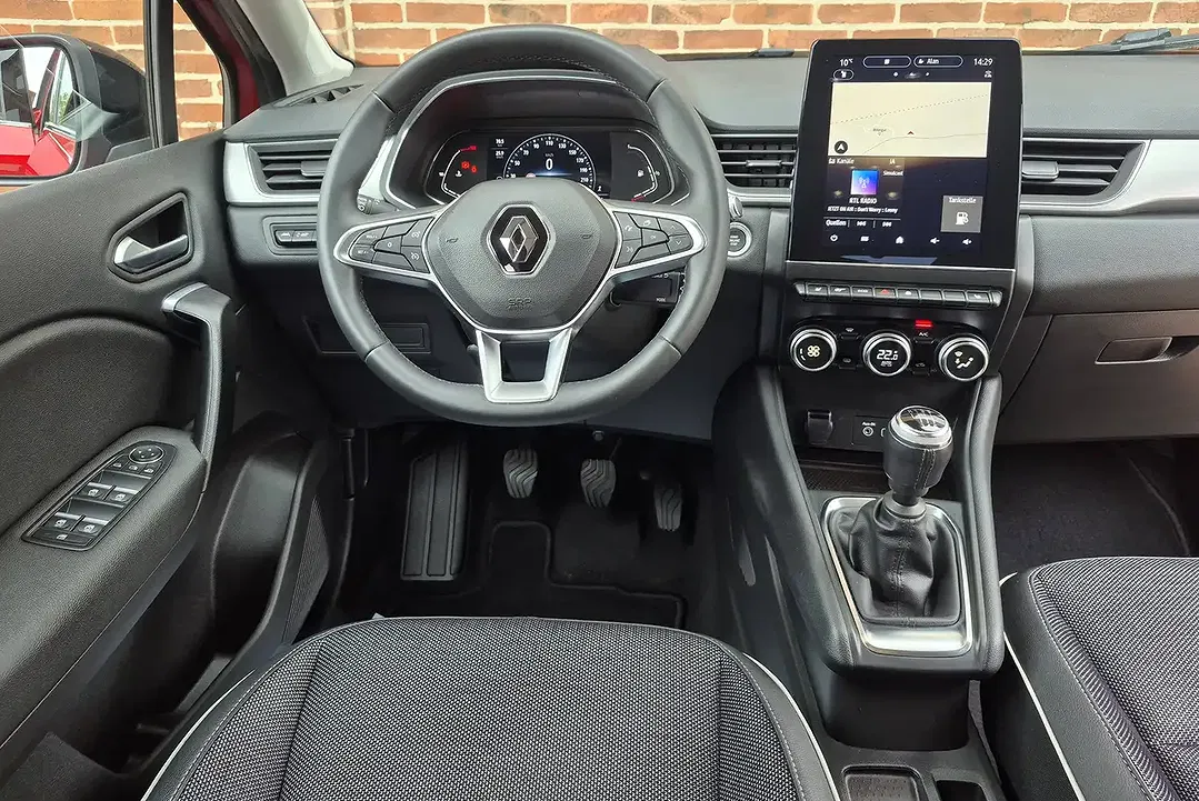 Renault Captur - Thumbnail 13