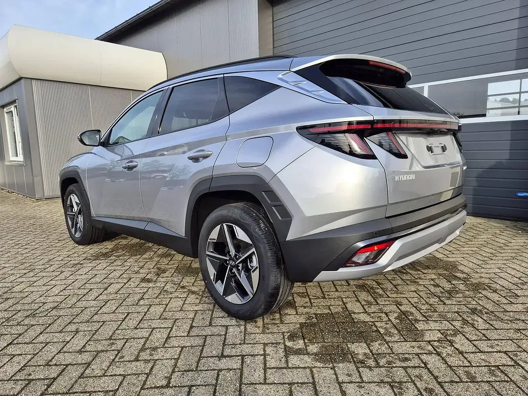Hyundai TUCSON - Thumbnail 3