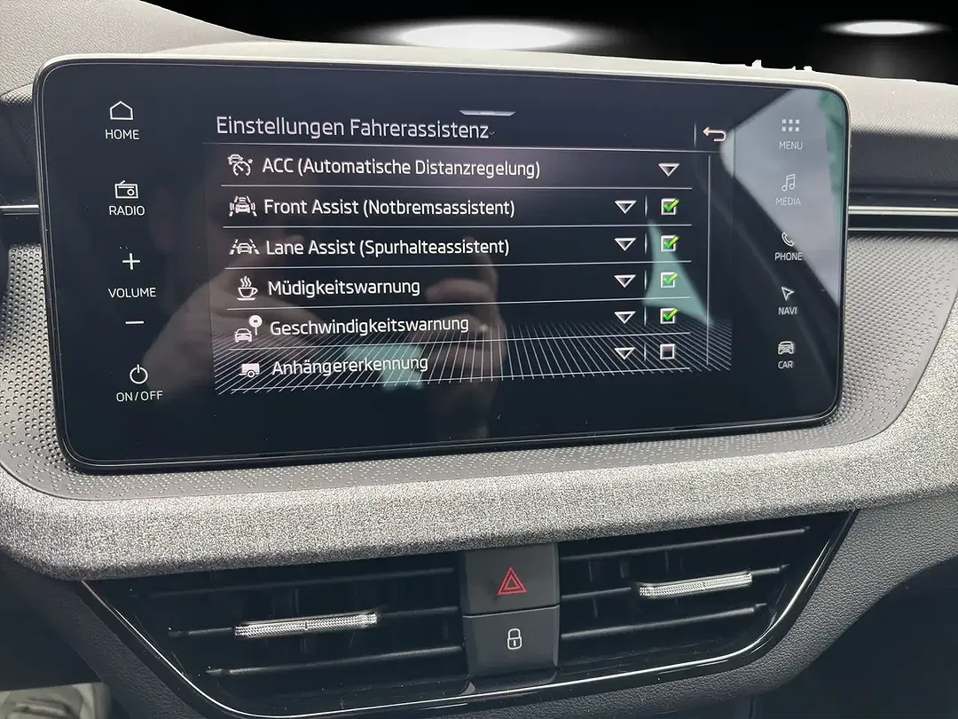 Skoda Scala - Thumbnail 14
