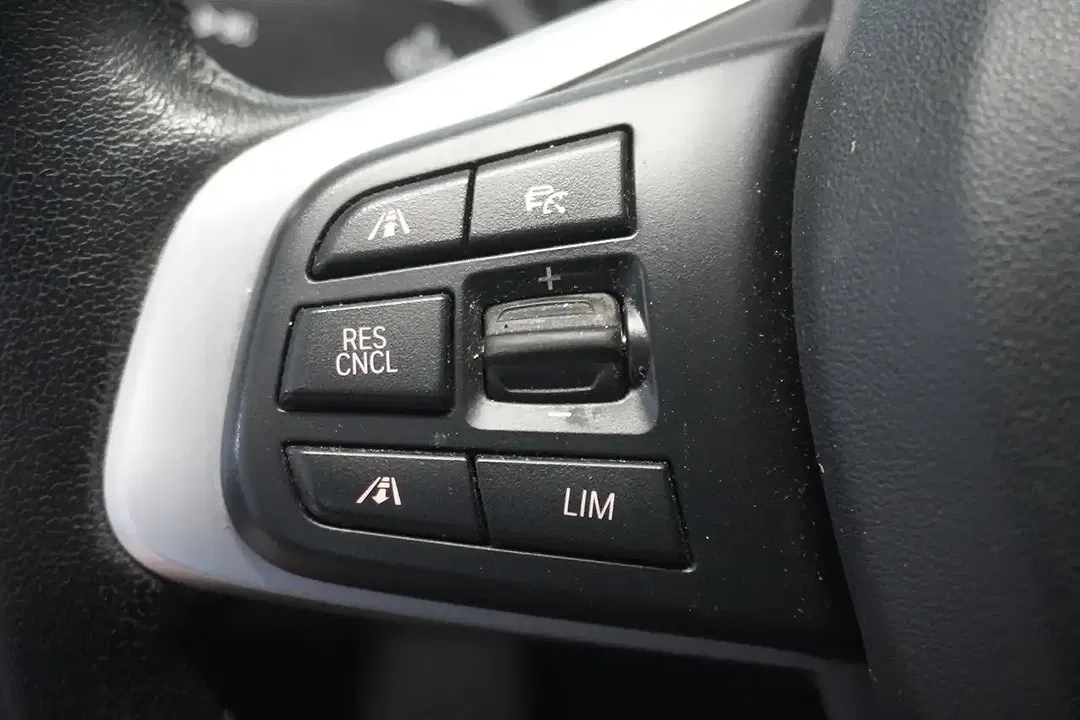 BMW X1 - Thumbnail 12