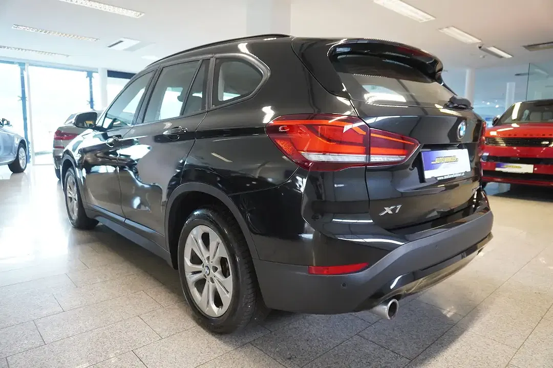 BMW X1 - Thumbnail 4