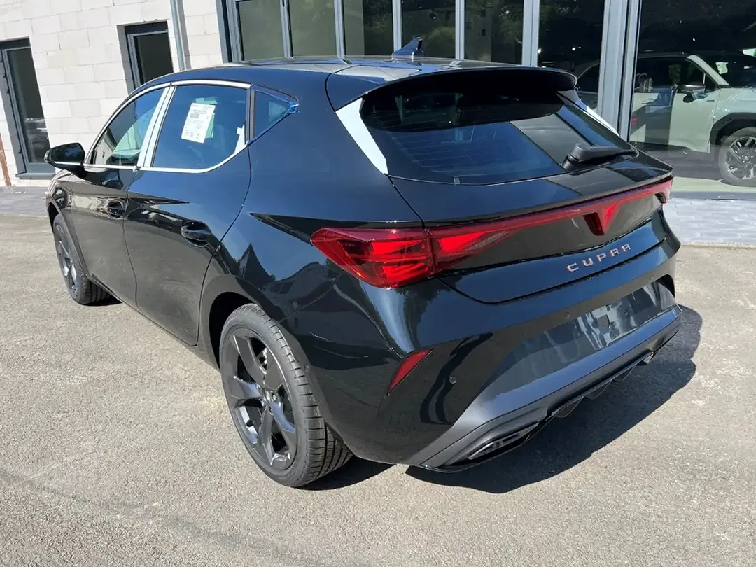 CUPRA Leon - Thumbnail 6