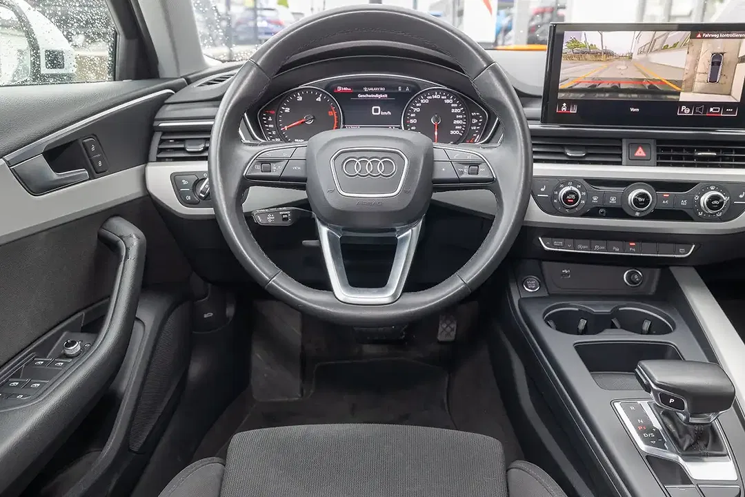 Audi A4 - Thumbnail 10