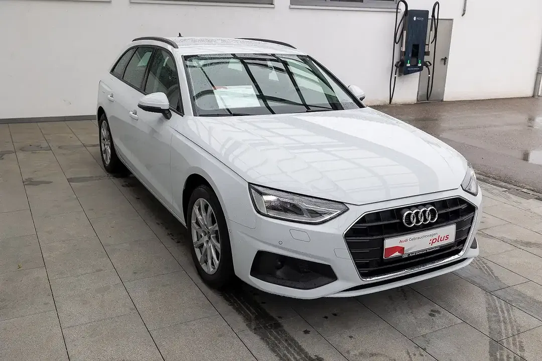 Audi A4 - Thumbnail 6