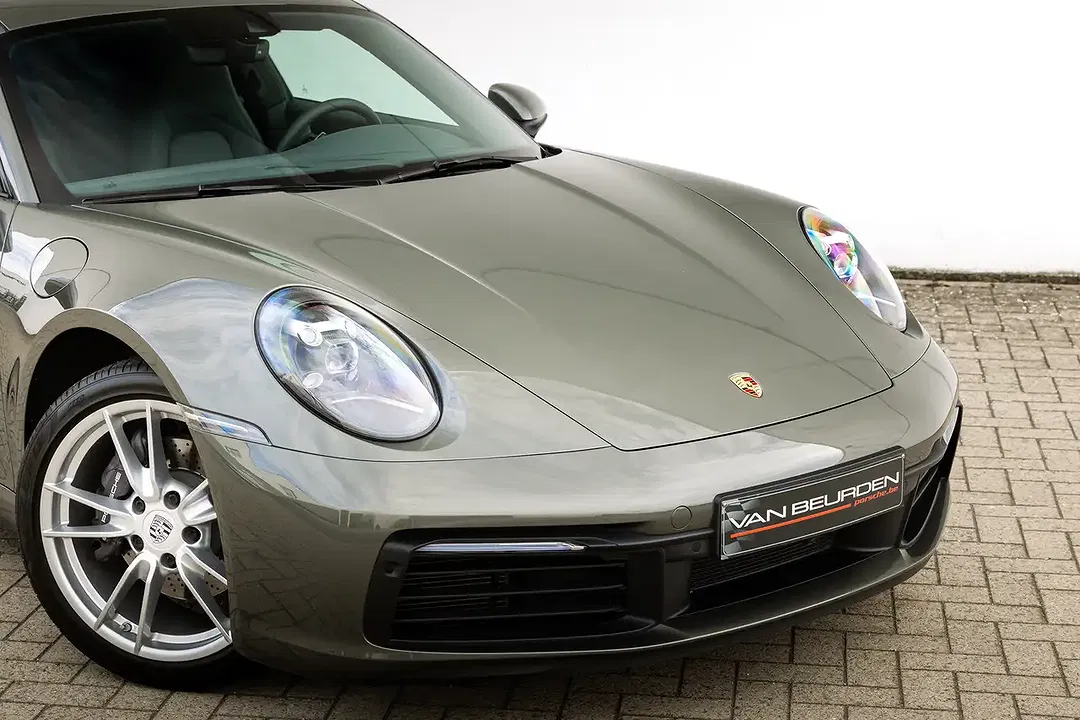 Porsche 992 - Thumbnail 12