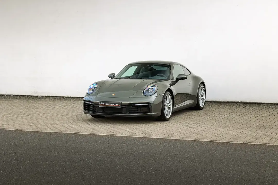 Porsche 992 - Thumbnail 13