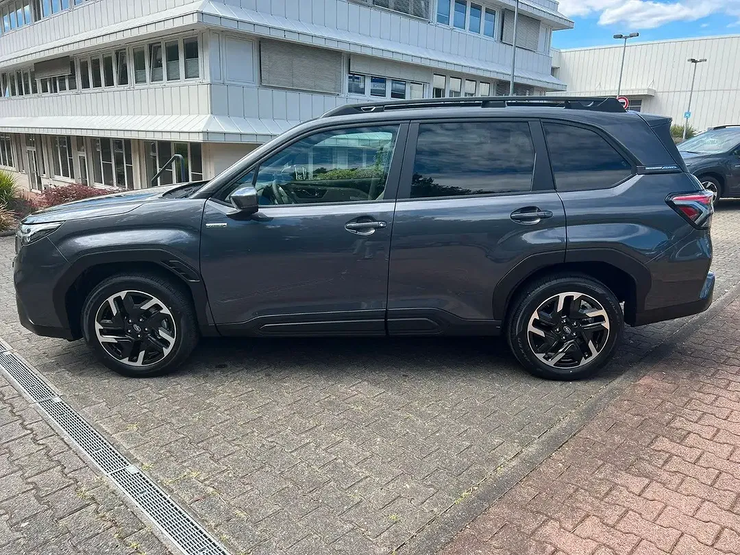 Subaru Forester - Thumbnail 11