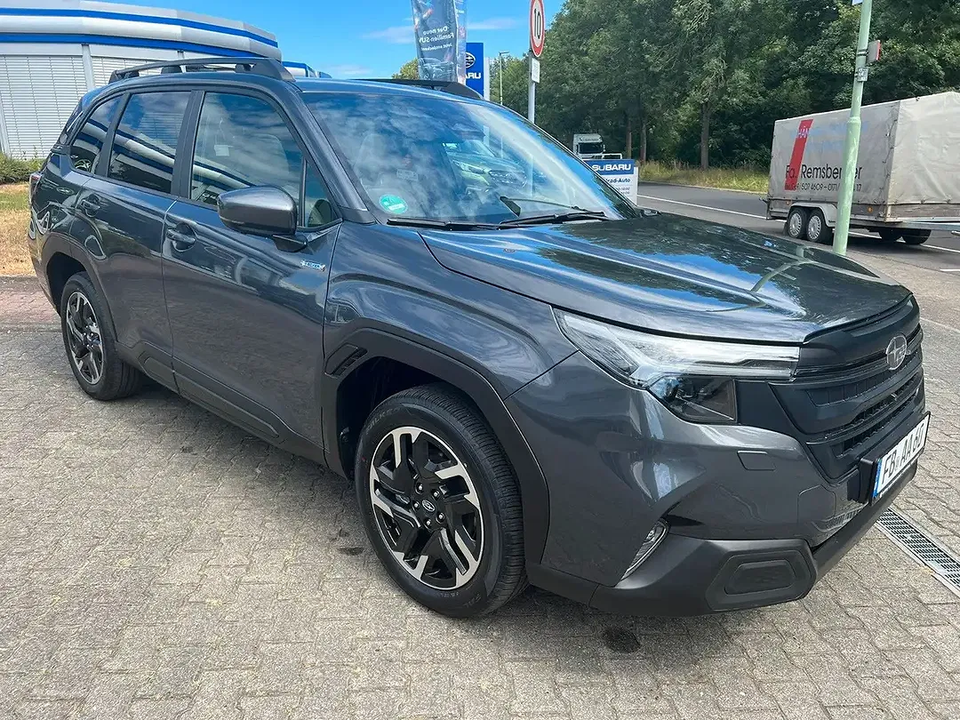 Subaru Forester - Thumbnail 3