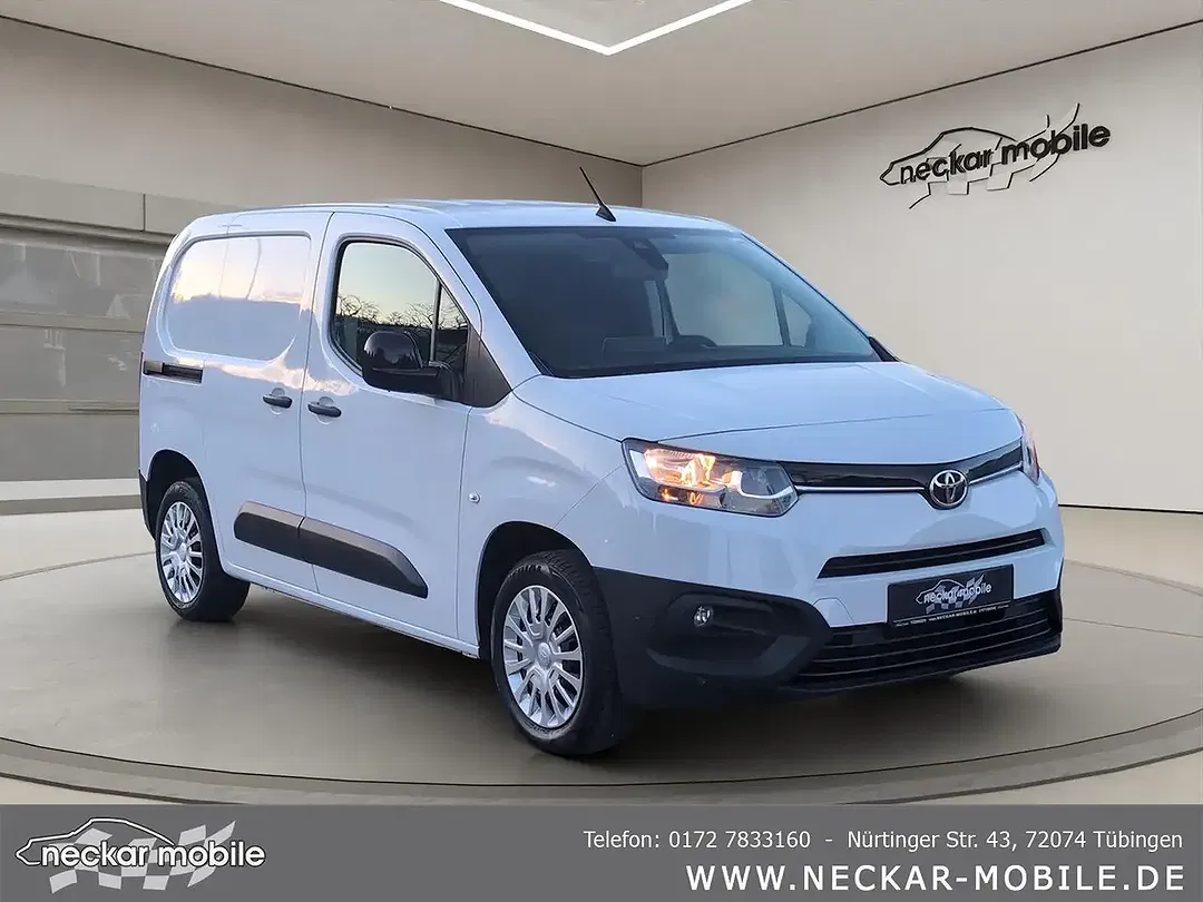 Toyota Proace City - Thumbnail 4
