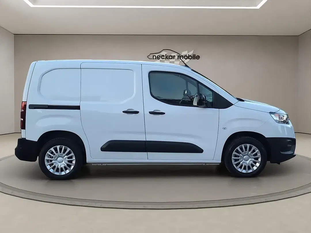 Toyota Proace City - Thumbnail 6
