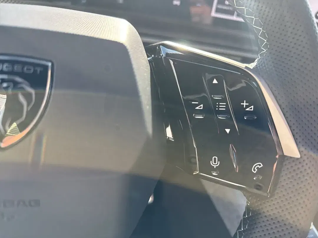 Peugeot 3008 - Thumbnail 16