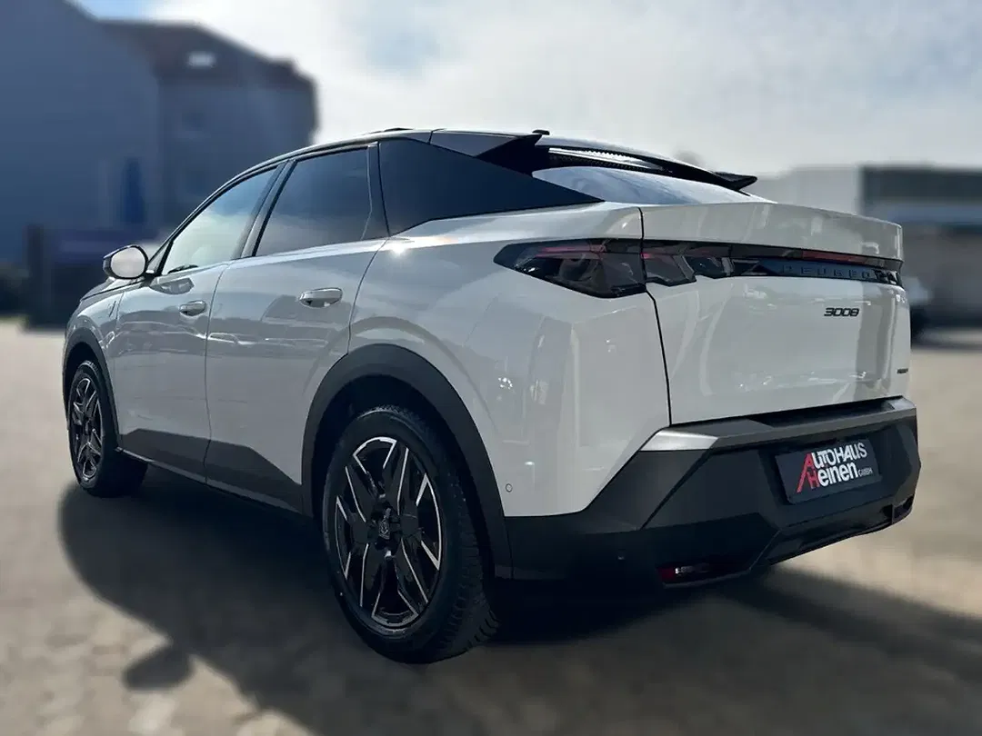 Peugeot 3008 - Thumbnail 4