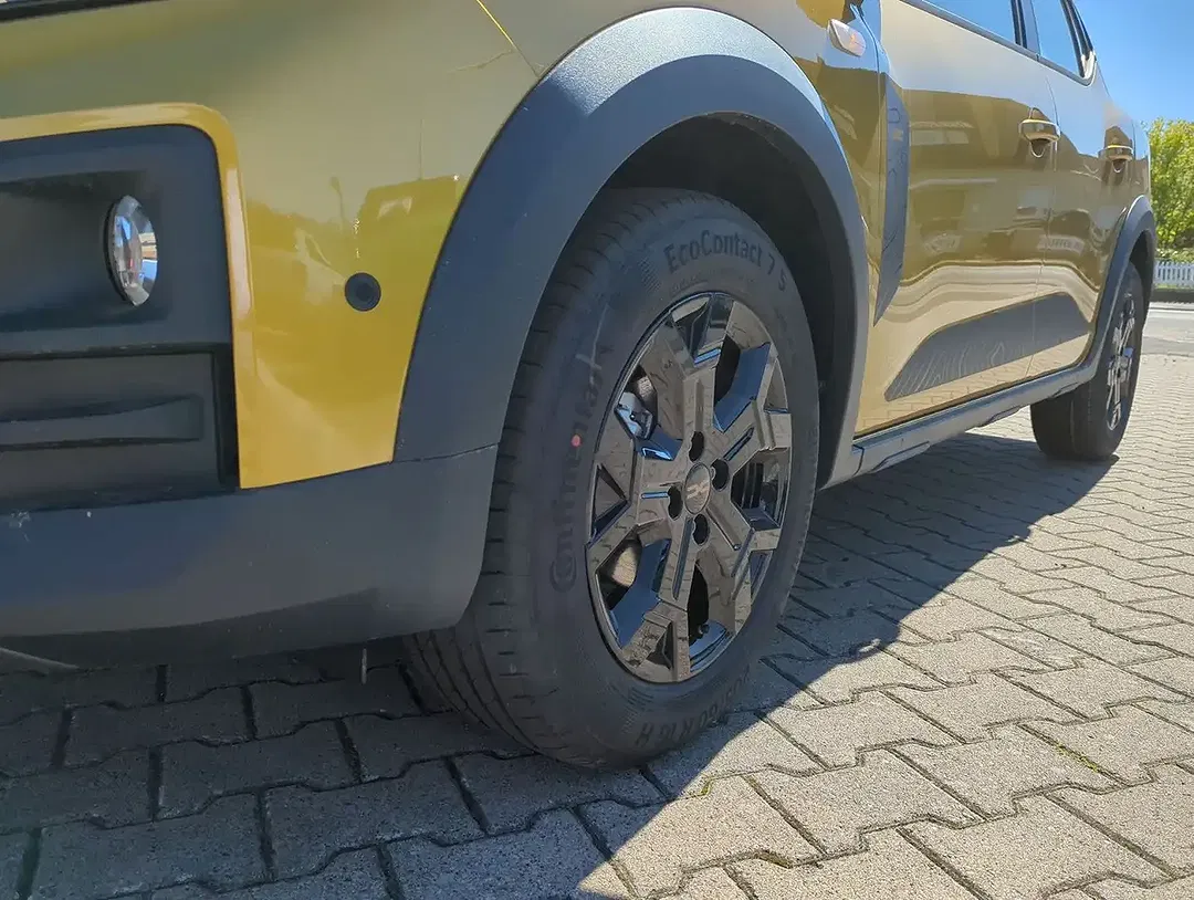 Dacia Sandero - Thumbnail 11
