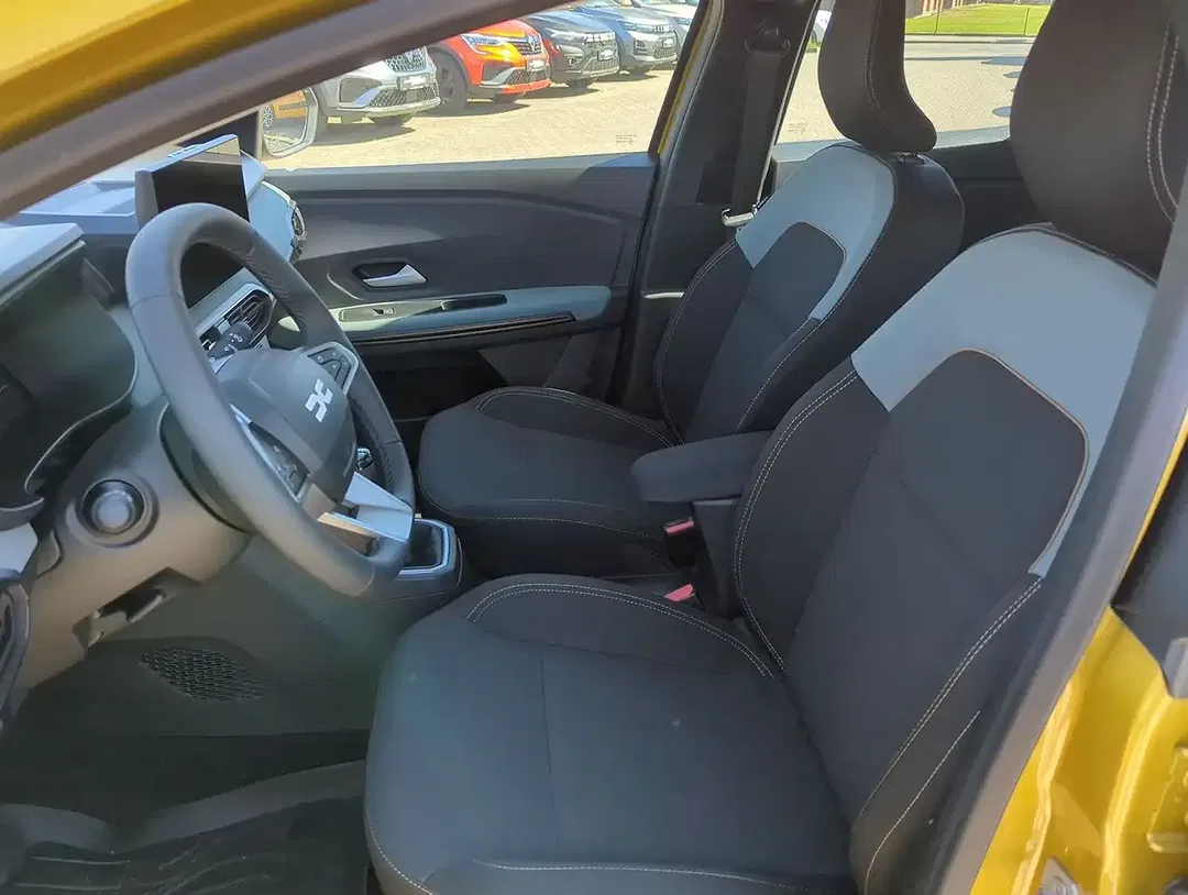 Dacia Sandero - Thumbnail 12