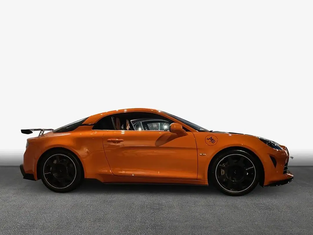 Alpine A110 - Thumbnail 4