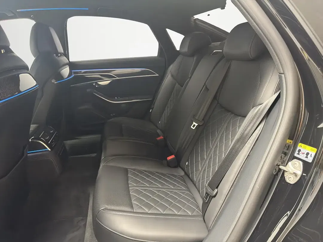 Audi S8 - Thumbnail 10