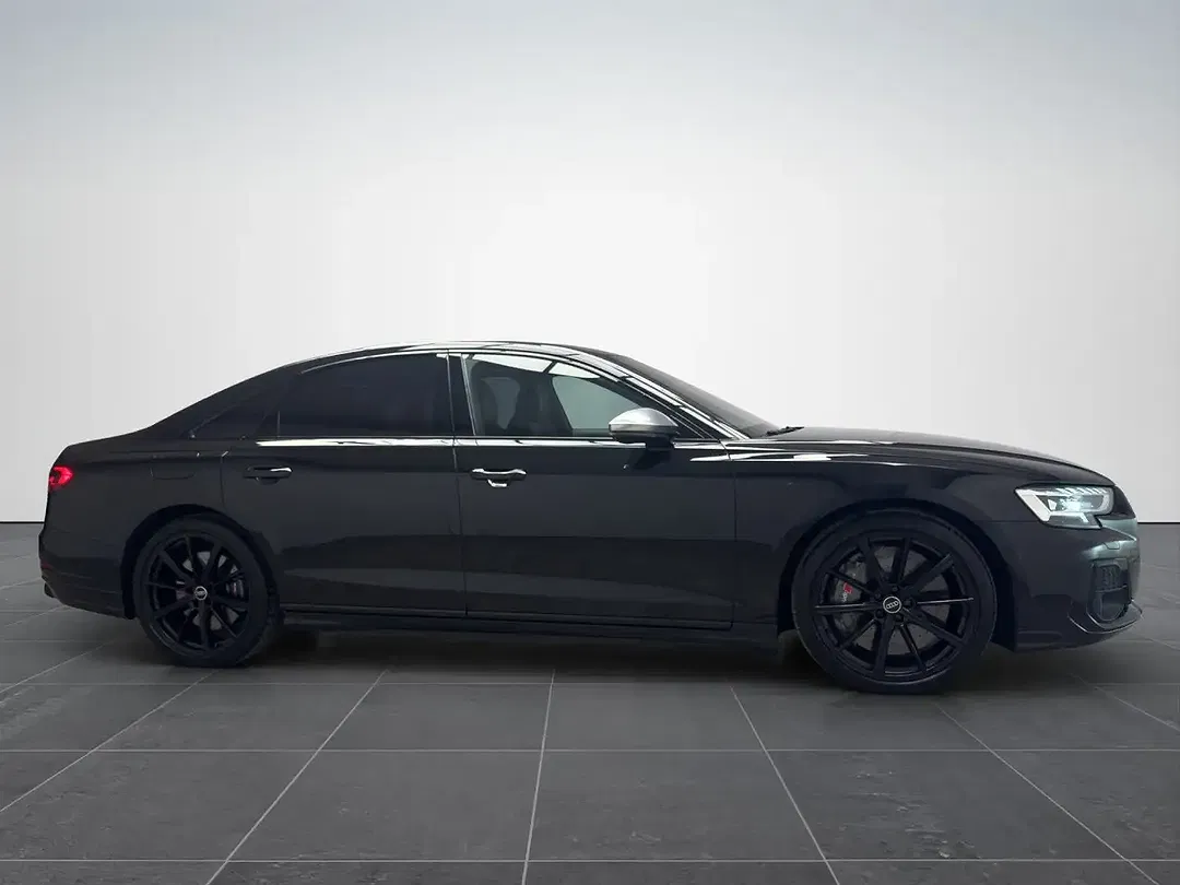 Audi S8 - Thumbnail 7