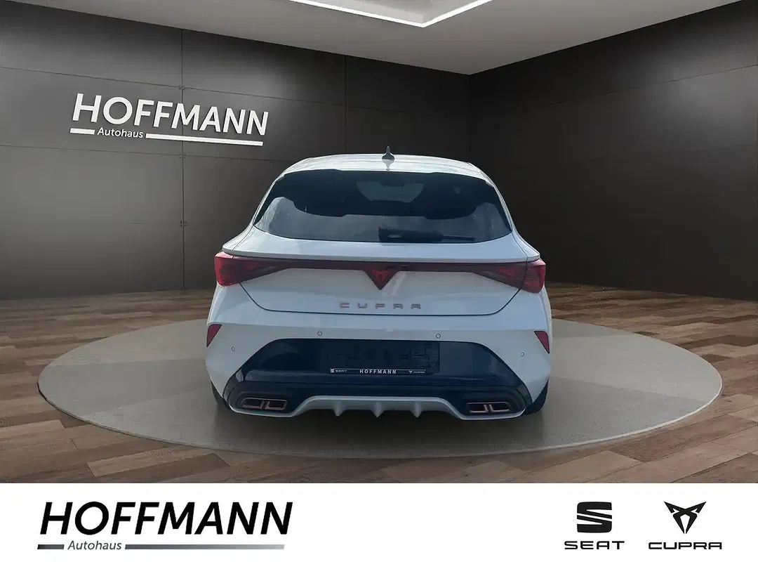 CUPRA Leon - Thumbnail 4