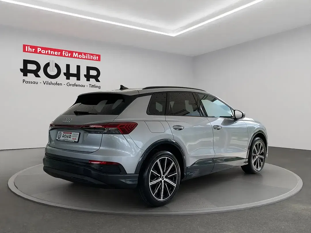 Audi Q4 e-tron - Thumbnail 4