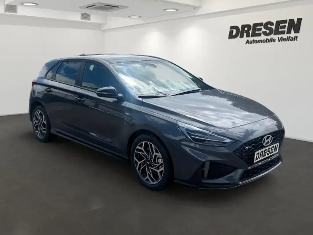 Hyundai i30 - Thumbnail 2