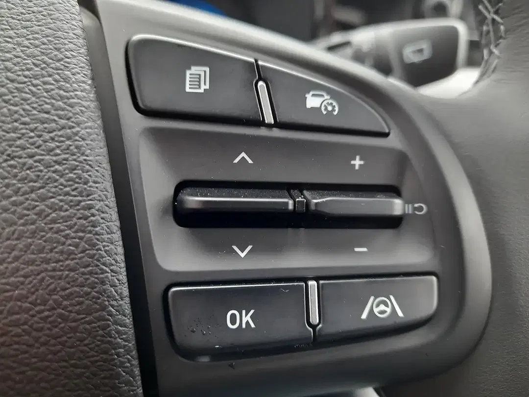 Hyundai i10 - Thumbnail 10